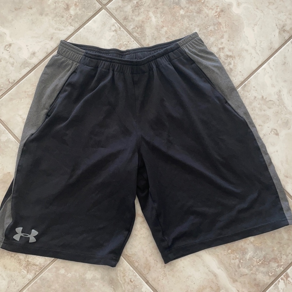 Youth large under armor athletic shorts